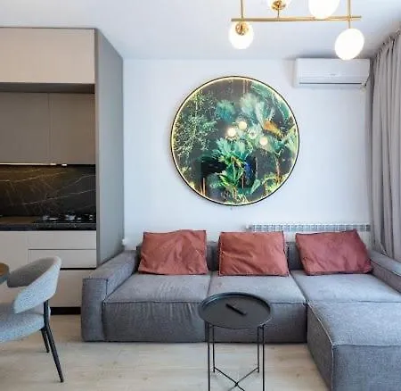 Lara Mamaia Daire Navodari